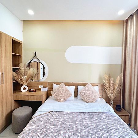 Mira De Sol Homestay Дананг Экстерьер фото